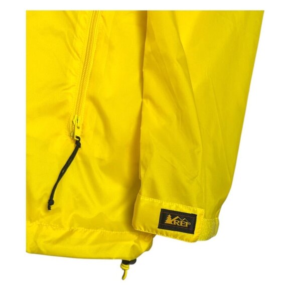 REI Waterproof Jacket Yellow Lightweight Packable Windbreaker Mens Medium - Picture 5 of 6